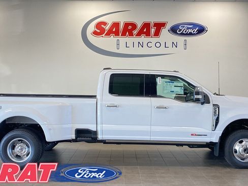 New 2026 Ford F350 Platinum w/ Platinum Plus Package AWD/4WD image 1