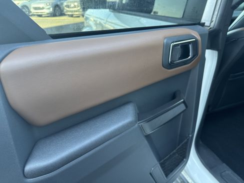 Used 2024 Ford Bronco Outer Banks image 26