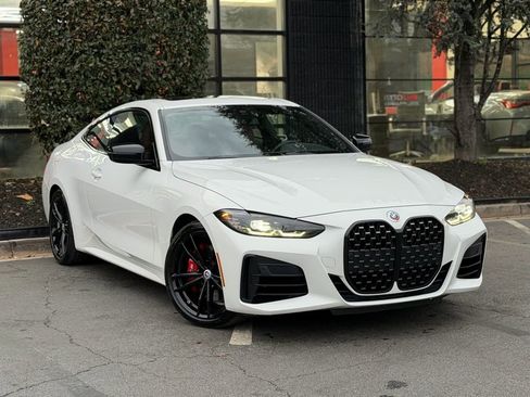 Used 2023 BMW M440i Coupe w/ Premium Package image 6