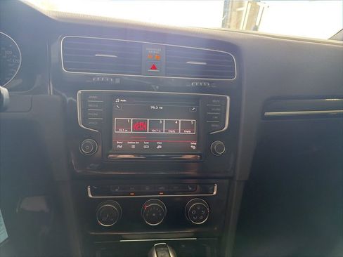 Used 2017 Volkswagen GTI S image 10