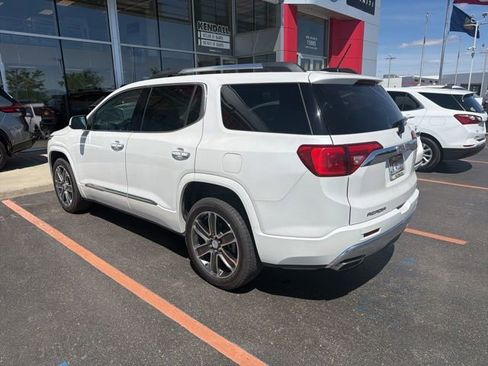 Used 2017 GMC Acadia Denali w/ Technology Package AWD/4WD image 2
