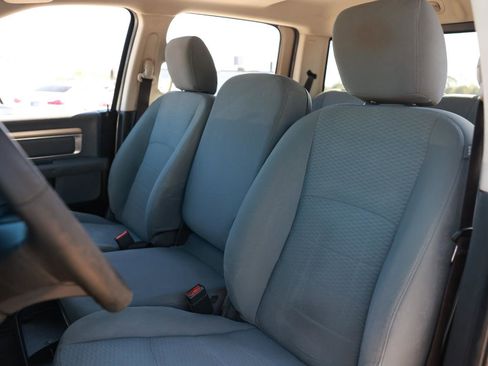 Used 2017 RAM 1500 Classic SLT image 6