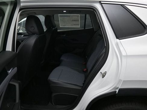 New 2026 Volkswagen Tiguan SE image 11