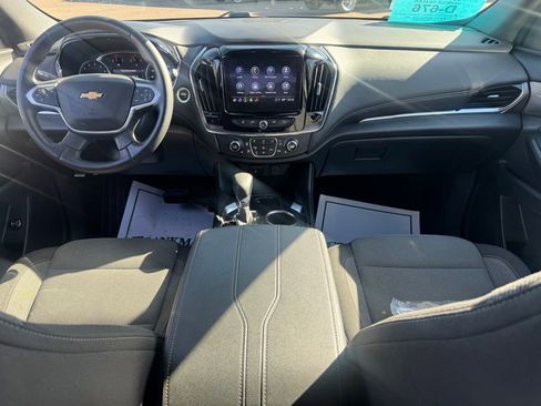 Used 2023 Chevrolet Traverse LT AWD/4WD image 24