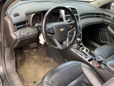 Used 2015 Chevrolet Malibu LT w/ Leather Package image 4