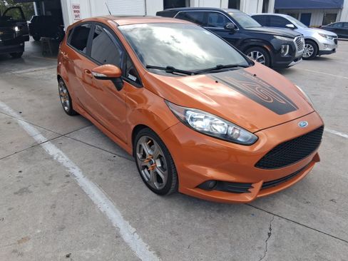 Used 2019 Ford Fiesta ST w/ ST Recaro Package FWD image 5