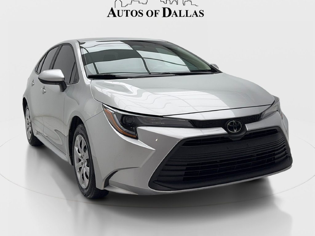 Used 2025 Toyota Corolla LE FWD image 3