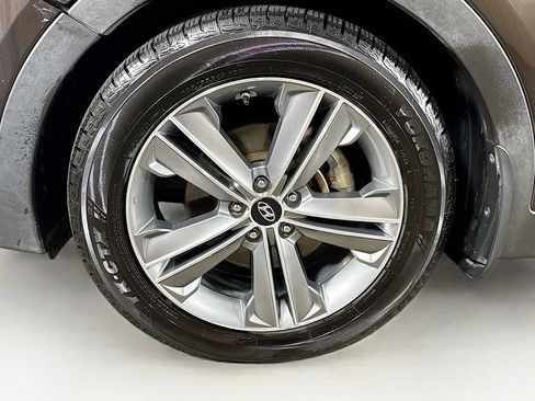 Used 2016 Hyundai Santa Fe Limited w/ Option Group 04 AWD/4WD image 38