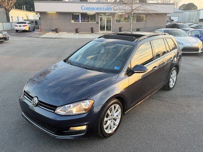 Used 2017 Volkswagen Golf SE