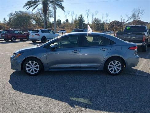 Certified 2022 Toyota Corolla LE image 7