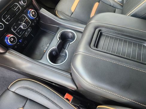 Used 2023 GMC Yukon AT4 w/ AT4 Premium Plus Package image 20