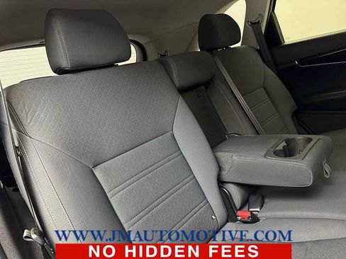 Used 2017 Kia Sorento AWD w/ LX Convenience Package image 21