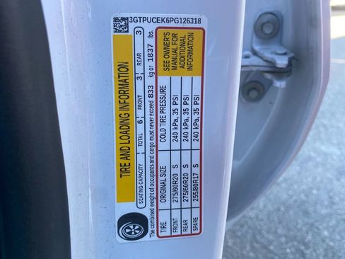 Used 2023 GMC Sierra 1500 Elevation image 30