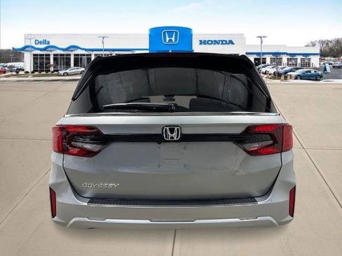 New 2026 Honda Odyssey EX-L image 4