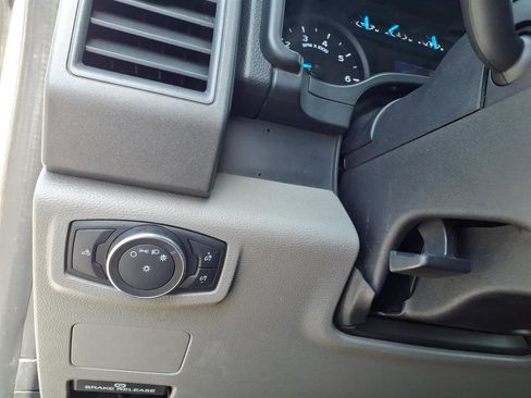 Used 2017 Ford F250 XL w/ Power Equipment Group image 30