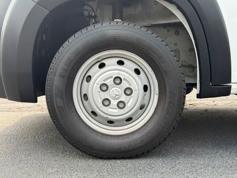 Used 2023 RAM ProMaster 2500 image 24