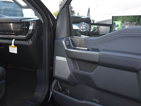 New 2025 Ford F350 Lariat w/ Lariat Ultimate Package image 11