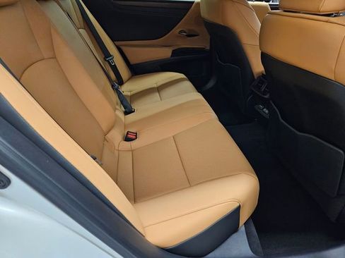 Used 2024 Lexus ES 350 350 image 16