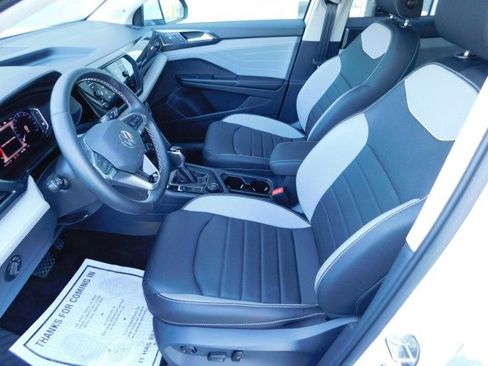 Used 2024 Volkswagen Taos SEL image 13