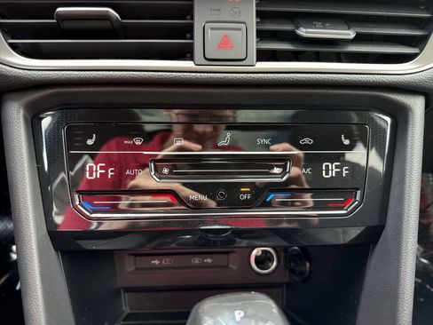 New 2026 Volkswagen Taos SE AWD/4WD image 20