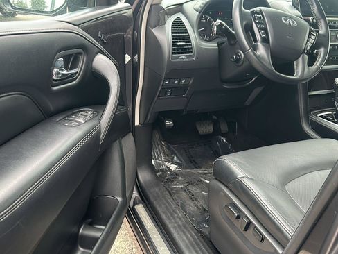 Used 2024 INFINITI QX80 Luxe AWD/4WD image 9