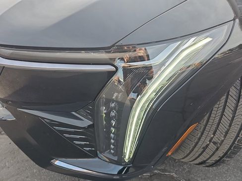 New 2026 Cadillac Optiq Sport 2 image 30