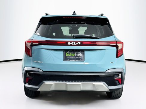 Used 2024 Kia Seltos EX AWD/4WD image 7