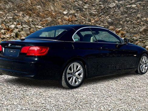 Used 2013 BMW 328i Convertible image 2