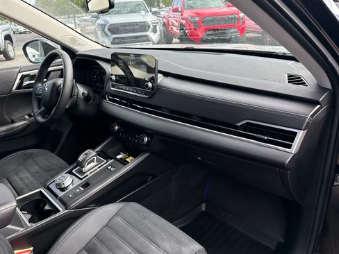 Used 2025 Mitsubishi Outlander SE AWD/4WD image 19