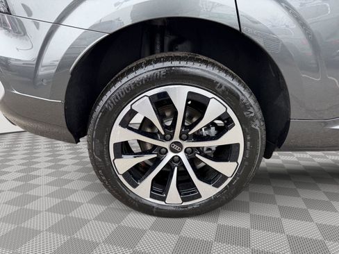 New 2026 Audi Q3 quattro 2.0T image 9