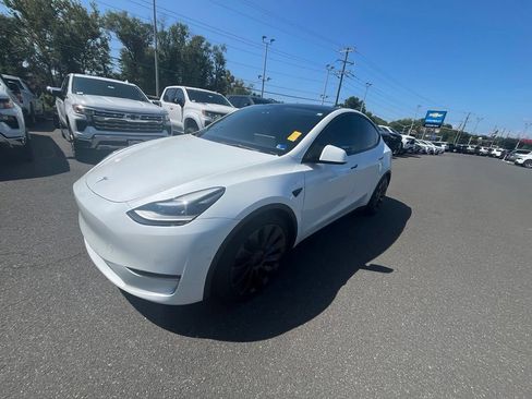 Used 2021 Tesla Model Y Performance AWD/4WD image 22