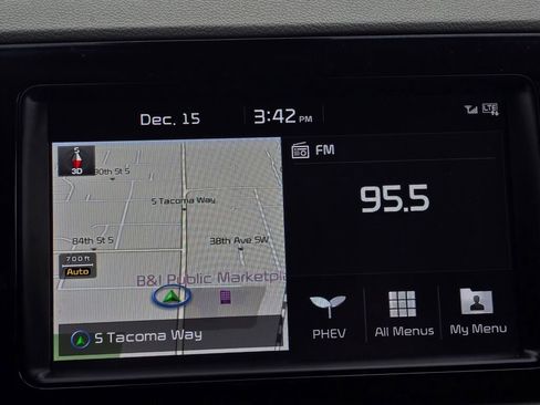 Used 2018 Kia Niro EX Premium image 27