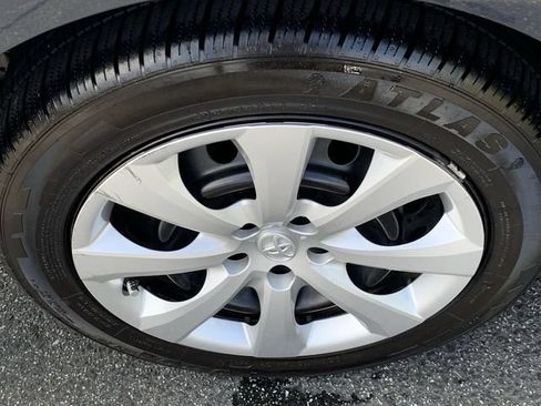 Used 2024 Toyota Corolla LE FWD image 33
