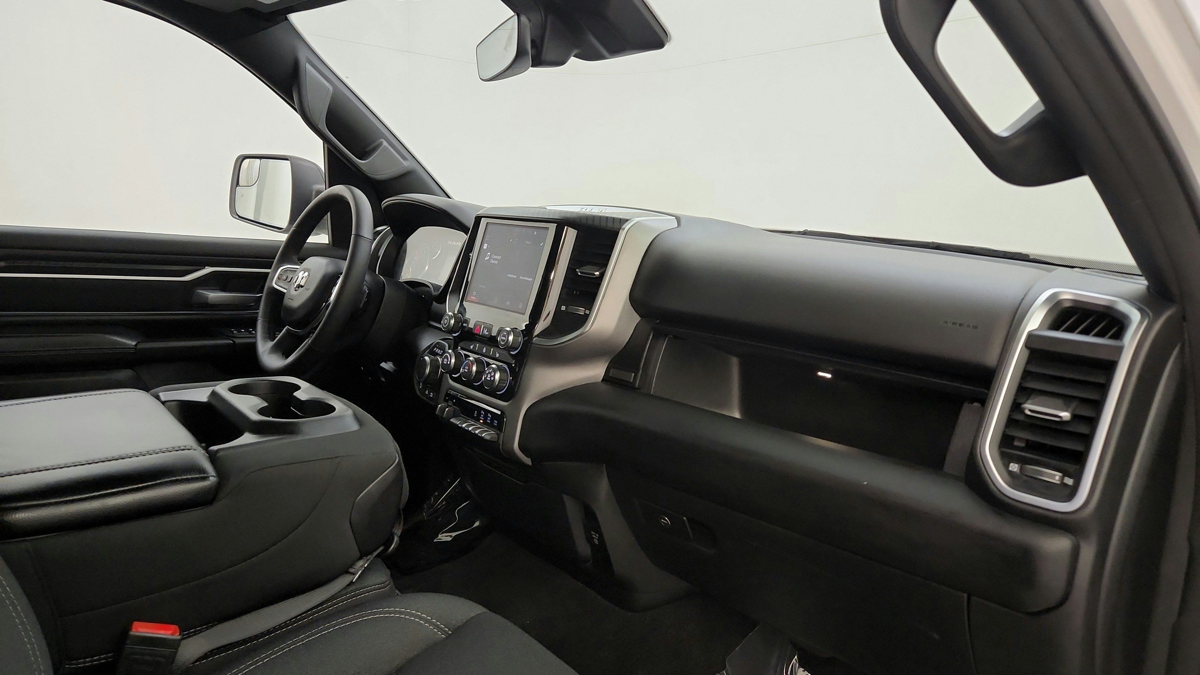 Used 2025 RAM 1500 Big Horn AWD/4WD image 34