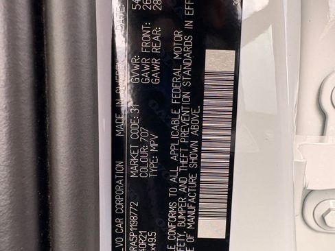 Certified 2023 Volvo XC60 B5 Ultimate image 21