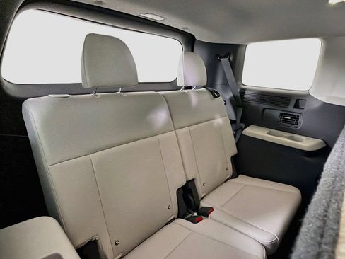 Used 2024 Hyundai Santa Fe SEL FWD image 27