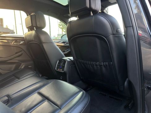 Used 2023 Porsche Macan S image 37