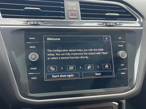 Used 2022 Volkswagen Tiguan SE R-Line AWD/4WD image 29