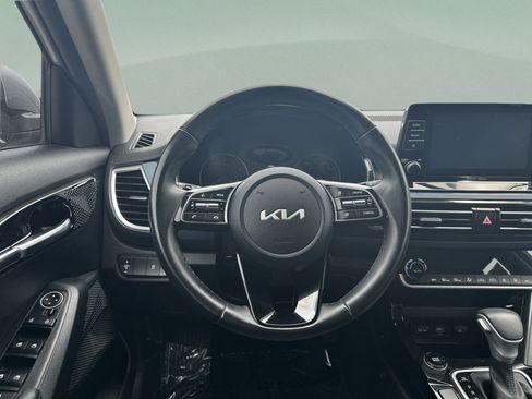 Used 2023 Kia Seltos S FWD image 28