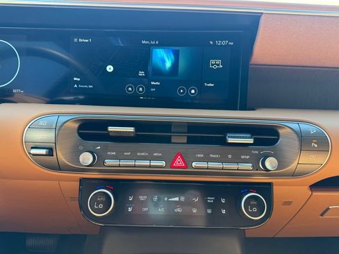 Certified 2026 Hyundai Palisade Calligraphy AWD/4WD image 24