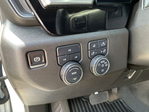Used 2025 Chevrolet Silverado 2500 LT w/ Trail Boss Package AWD/4WD image 13