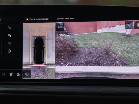 Certified 2025 Audi Q5 Premium Plus image 15