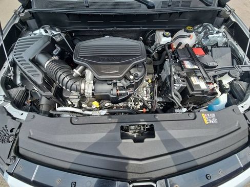 Used 2025 Cadillac XT6 Premium Luxury AWD/4WD image 33