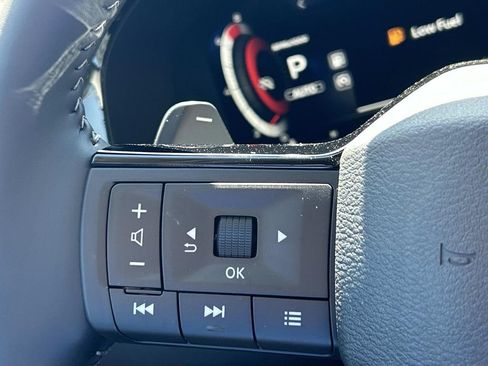 New 2026 Nissan Pathfinder Platinum w/ Lighting Package AWD/4WD image 29