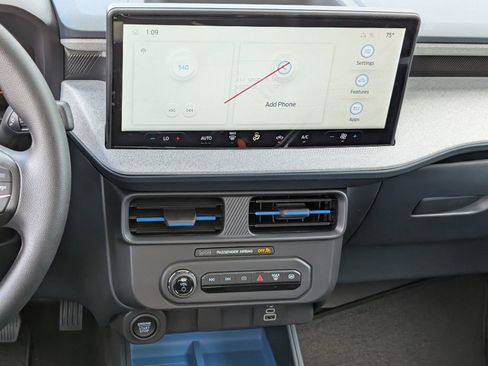 New 2026 Ford Maverick XLT image 11