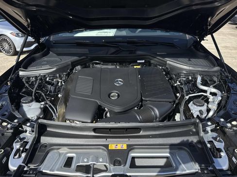 Used 2026 Mercedes-Benz GLC 300 image 10