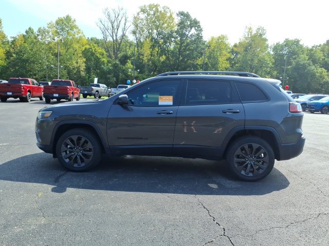 Certified 2021 Jeep Cherokee Latitude Lux 80th Anniv w/ Quick Order Package 2YU 80th AWD/4WD image 4