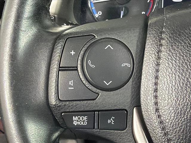 Used 2018 Toyota RAV4 Limited FWD image 26