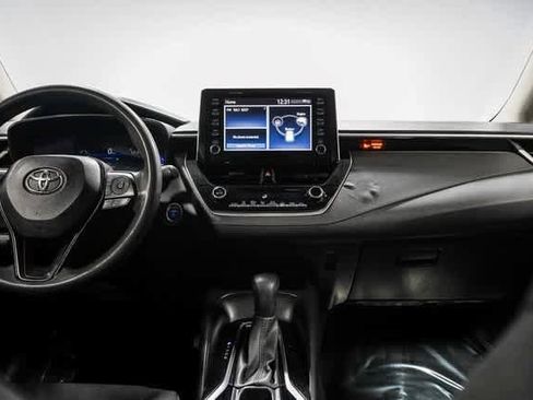 Certified 2020 Toyota Corolla LE w/ Carpet Mat Package (TMS) image 14