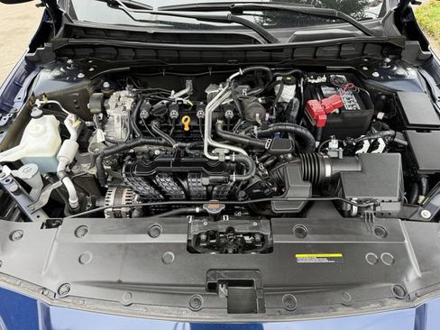 Used 2024 Nissan Altima 2.5 SR FWD image 26